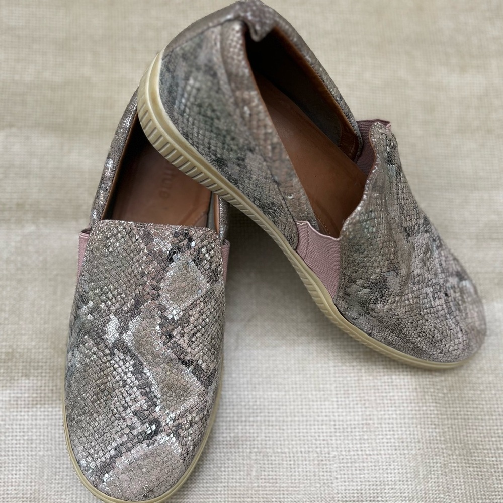 Nurture Women's Slip-On Snake Print Sneakers